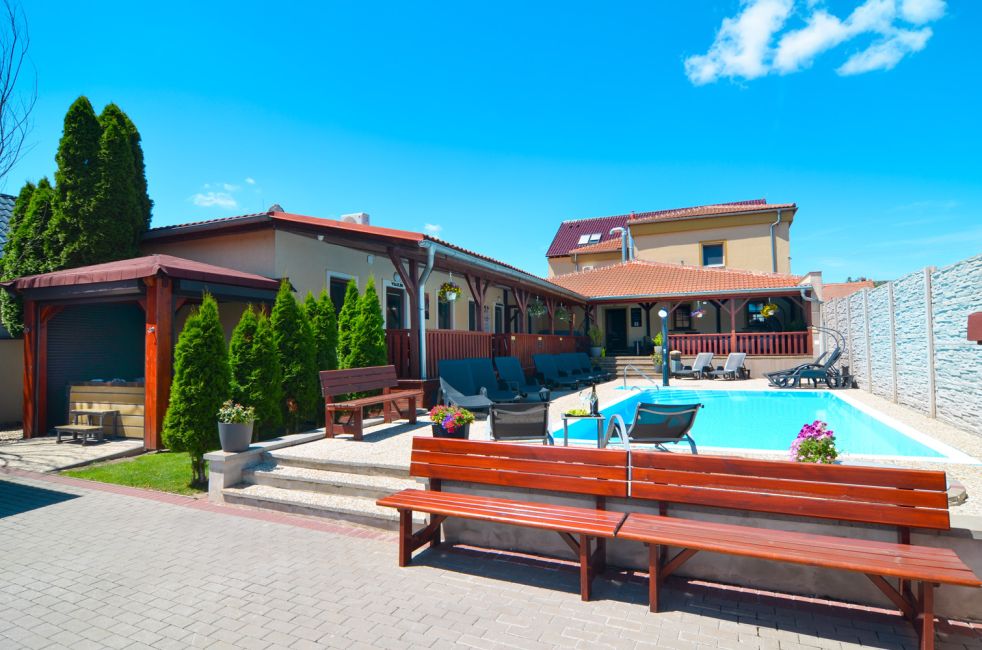 Bazen Penzion Zajecak